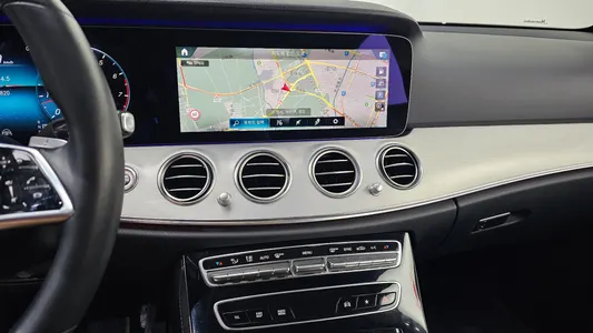 Mercedes-Benz E-Class W213 E250 2020 14