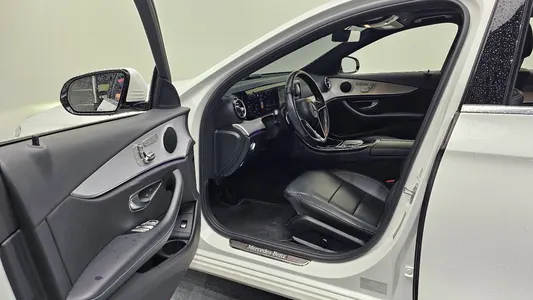 Mercedes-Benz E-Class W213 E250 2020 10