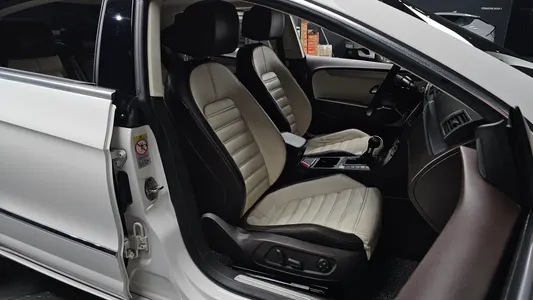 Volkswagen CC 2.0 TDI 4 2014 26