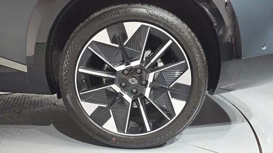 Renault Korea 필랑트 1.5 E-TECH 2WD 2026 21