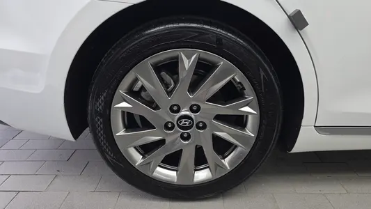 Hyundai IG 2020 5