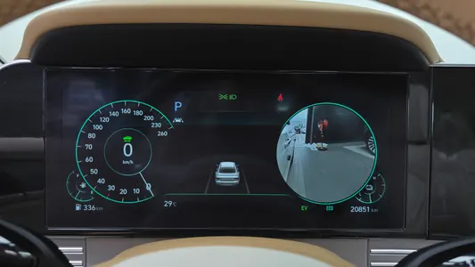 Hyundai IG 2020 8