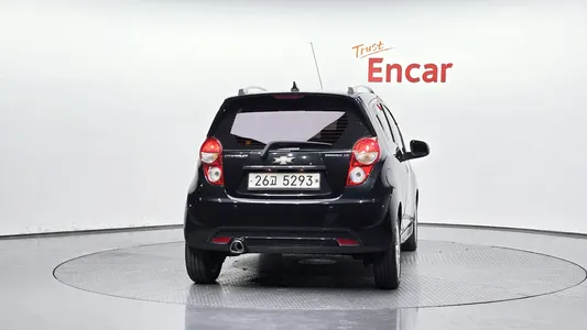 Chevrolet Spark LT 2014 4