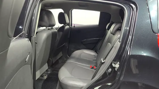 Chevrolet Spark LT 2014 11