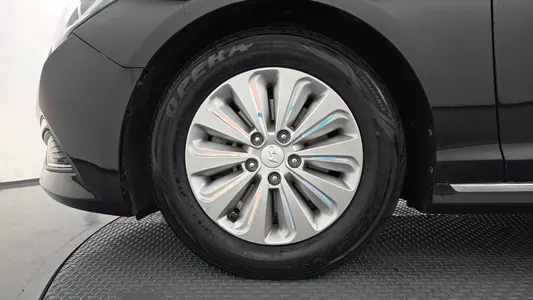Hyundai LF 2.0 HEV 2015 5