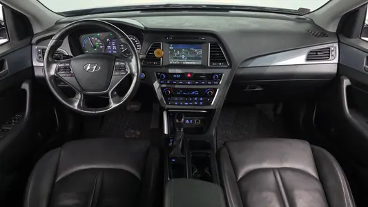 Hyundai LF 2.0 HEV 2015 7