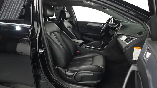 Hyundai LF 2.0 HEV 2015 11