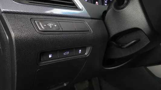 Hyundai LF 2.0 HEV 2015 19