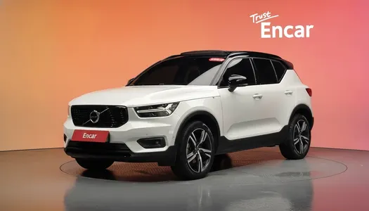 Volvo XC40 T4 R- 2018 1