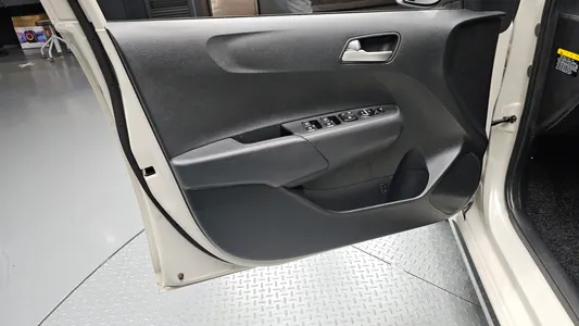 Kia (JA) 2022 24