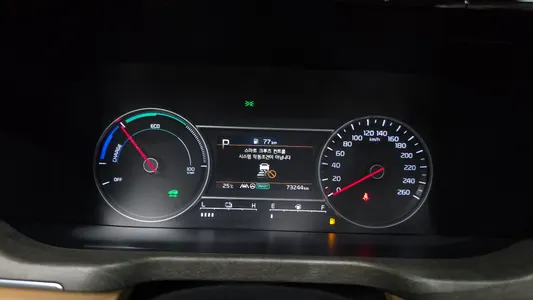 Kia 4 HEV 1.6 2WD 2020 8