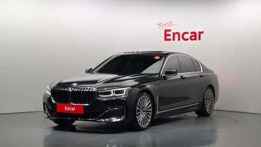 BMW 7 Series (G11) 745e i 2020