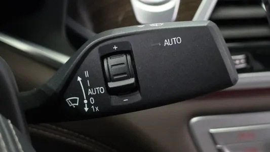BMW 7 Series (G11) 745e i 2020 20
