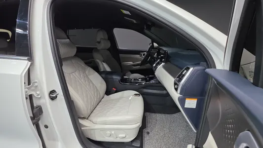 Kia 4 HEV 1.6 2WD 2021 10
