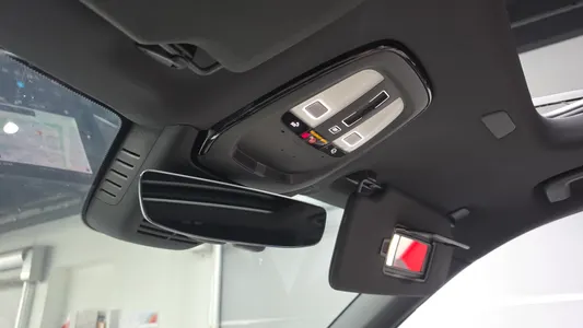 Volvo XC90 2 B6 2025 15