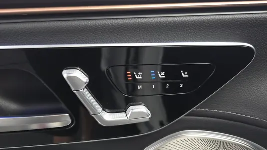 Mercedes-Benz EQS SUV X296 EQS450 4MATIC 2023 36