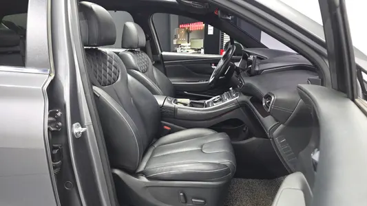 Hyundai 싼타페 2.2 2WD 2021 11
