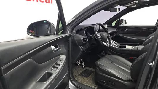 Hyundai 싼타페 2.2 2WD 2021 10