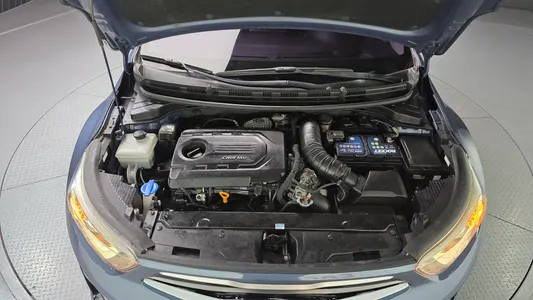 Kia Stonic 1.6 2018 6
