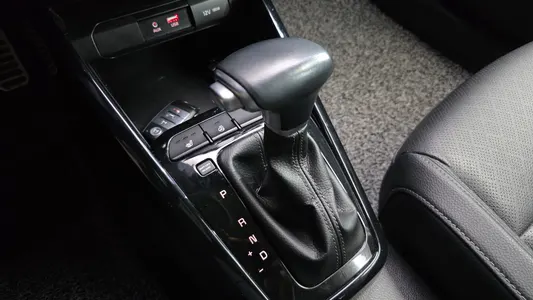 Kia Stonic 1.6 2018 9