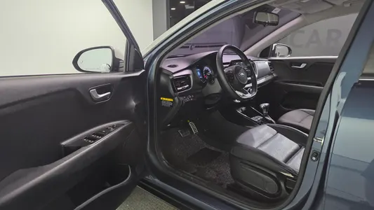 Kia Stonic 1.6 2018 10