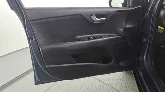 Kia Stonic 1.6 2018 24