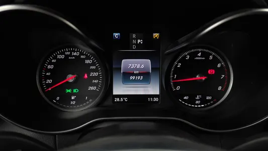 Mercedes-Benz C-Class W205 C200 2016 8