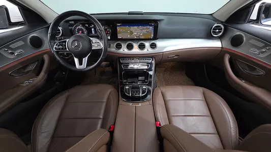 Mercedes-Benz E-Class W213 E300 2018 7