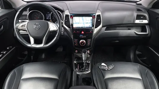 KG Mobility Tivoli VX 2WD 2016 7