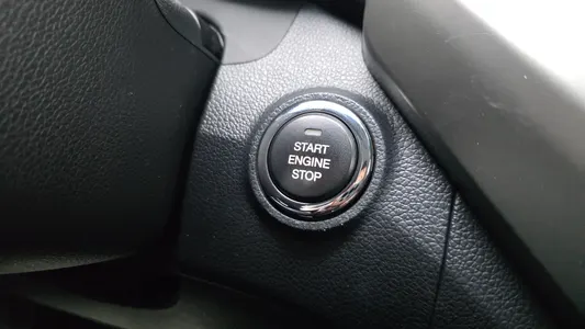 KG Mobility Tivoli VX 2WD 2016 20