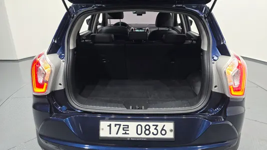 KG Mobility Tivoli VX 2WD 2016 17