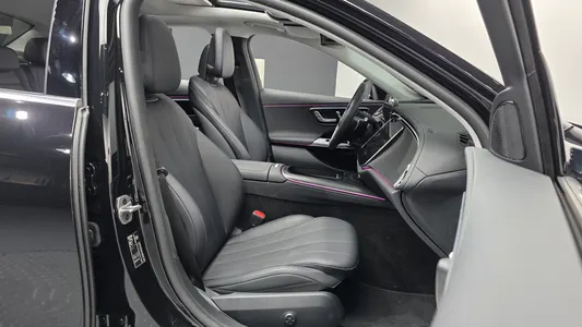 Mercedes-Benz E-Class W214 E200 2025 11