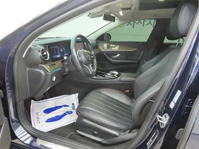 Mercedes-Benz E-Class W213 E300 4MATIC 2019 5