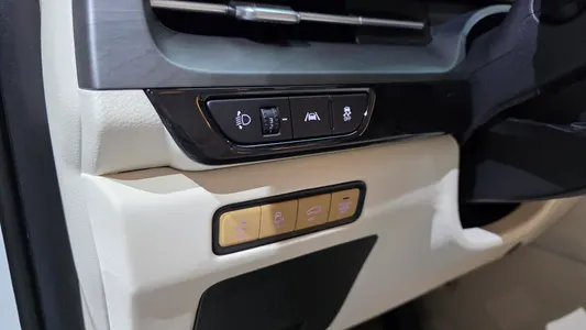 Kia Carnival 9 () 2021 12