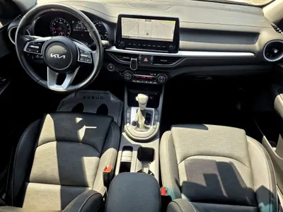 Kia K3 2 1.6 2022 11