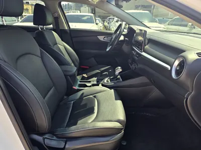 Kia K3 2 1.6 2022 15
