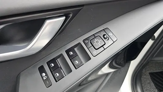 Kia 디 니로 2022 29