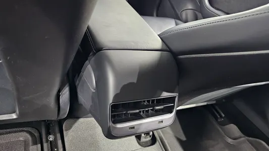 Tesla 3 RWD 2020 18