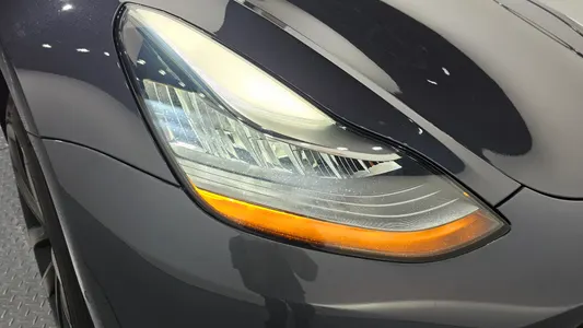 Tesla 3 RWD 2020 23