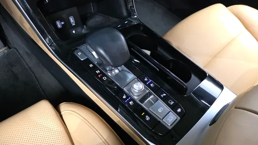Kia K7 2019 9