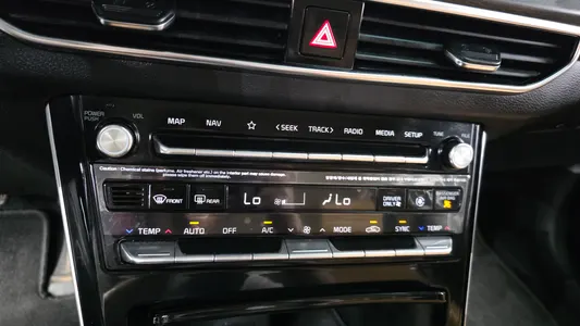 Kia K7 2019 15