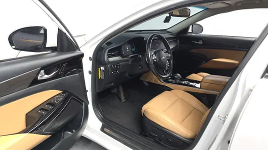 Kia K7 2019 10