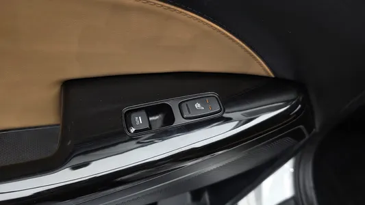 Kia K7 2019 29