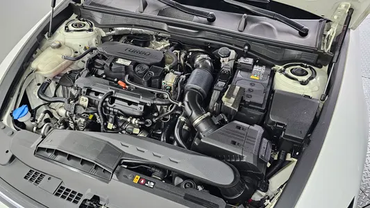 Hyundai (DN8) 1.6 2023 6