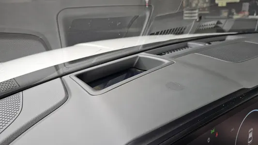 Hyundai (DN8) 1.6 2023 32