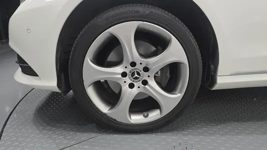 Mercedes-Benz E-Class W212 E350 4MATIC 2014 4