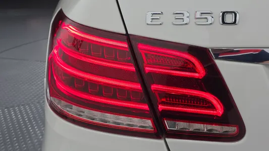 Mercedes-Benz E-Class W212 E350 4MATIC 2014 23