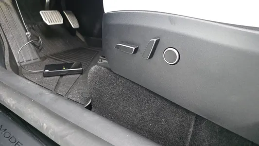 Tesla Y RWD 2023 15
