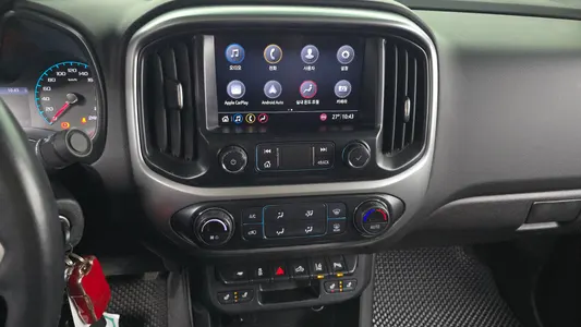 Chevrolet 콜로라도 3.6 -X 4WD 2019 16