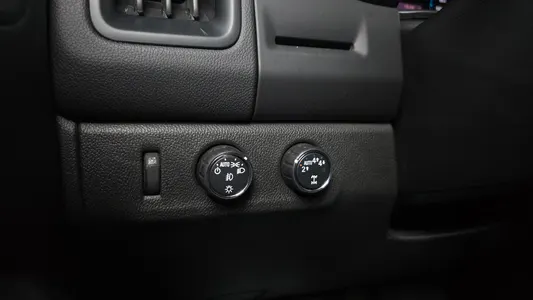 Chevrolet 콜로라도 3.6 -X 4WD 2019 18